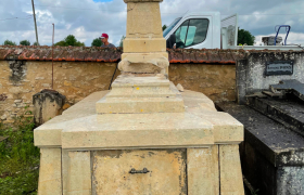 Monument funéraire